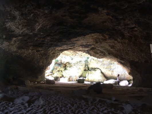伊江島　ニアティア洞窟
